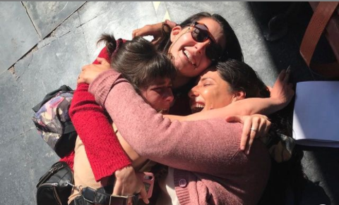 “Esto es mucho amor” la tierna foto de Magdalena Müller, Montserrat Ballarín y  Dayana Amigo