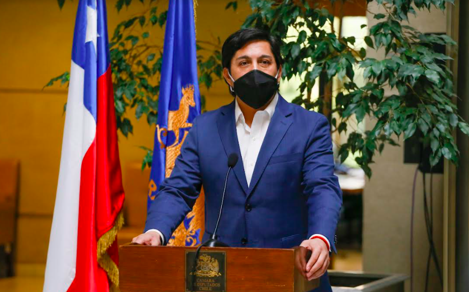 Diputado Durán y aumento a la Junaeb: “Me pregunto si al Presidente, con $1.800, le alcanza para el almuerzo”