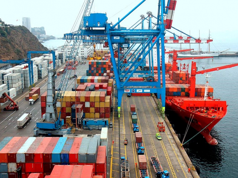 Problemas logísticos se mantendrían en 2022 y abastecimiento podría verse afectado