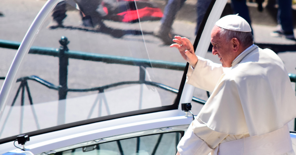 El Papa muestra “gran dolor” por el informe sobre abusos en la Iglesia francesa