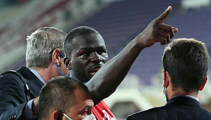 Escándalo en Italia: Jugador del Napoli acusa que le llamaron “mono de mierda”