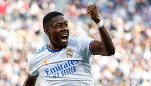 [Video] ¡Fue un golazo! El tanto de Alaba con que el Real Madrid se impone al Barcelona en el Derby