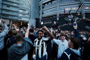 El club más rico del mundo: la Premier acepta la venta del Newcastle a grupo inversor saudí