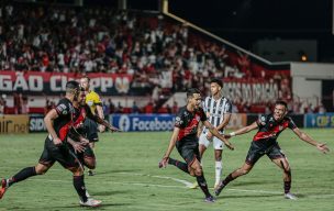 [Video] ¡Apelaron a todo! Auxiliar del Goianiense recurrió a insólita acción para quitarle el invicto al Atlético Mineiro