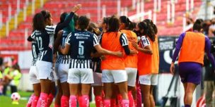 [Video] Relator mexicano emite desagradable comentario sexista contra jugadora del Monterrey