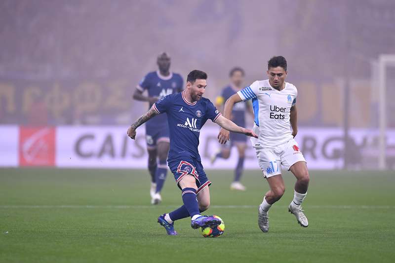 Thierry Henry y el presente de Messi en el PSG: “Lo paso mal al verle”