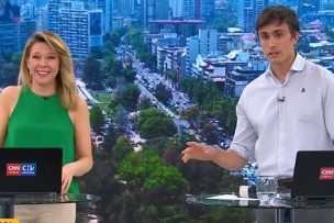 Nuevo lapsus de Roberto Cox durante noticiario de CHV provocó carcajadas de su compañera