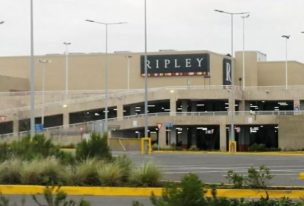 Seremi cierra tienda Ripley de Talcahuano por brote de COVID-19: Más de 100 contactos estrechos