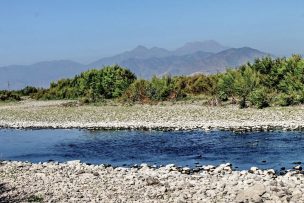 Gremios del agro rechazan decisión de la DGA de intervenir río Aconcagua