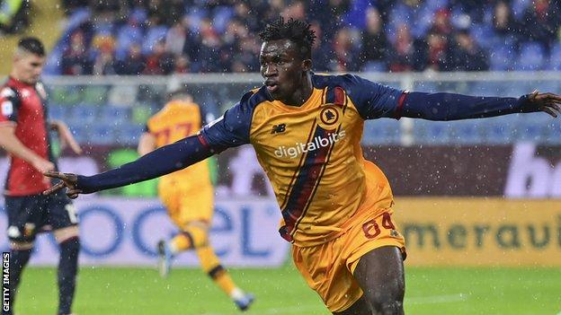 El gran gesto de Mourinho con una joven estrella de la Roma que se ve empañado por un comentario racista