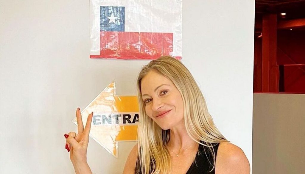 “Se siente bien estar rodeado de chilenos”: Marcela Vacarezza y Rafa Araneda tras votar en Miami