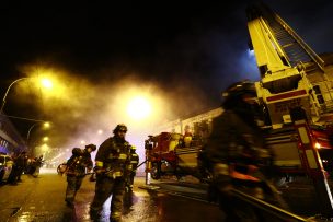 Incendio provocó la muerte de un hombre y dejó varias casas damnificadas en Maipú