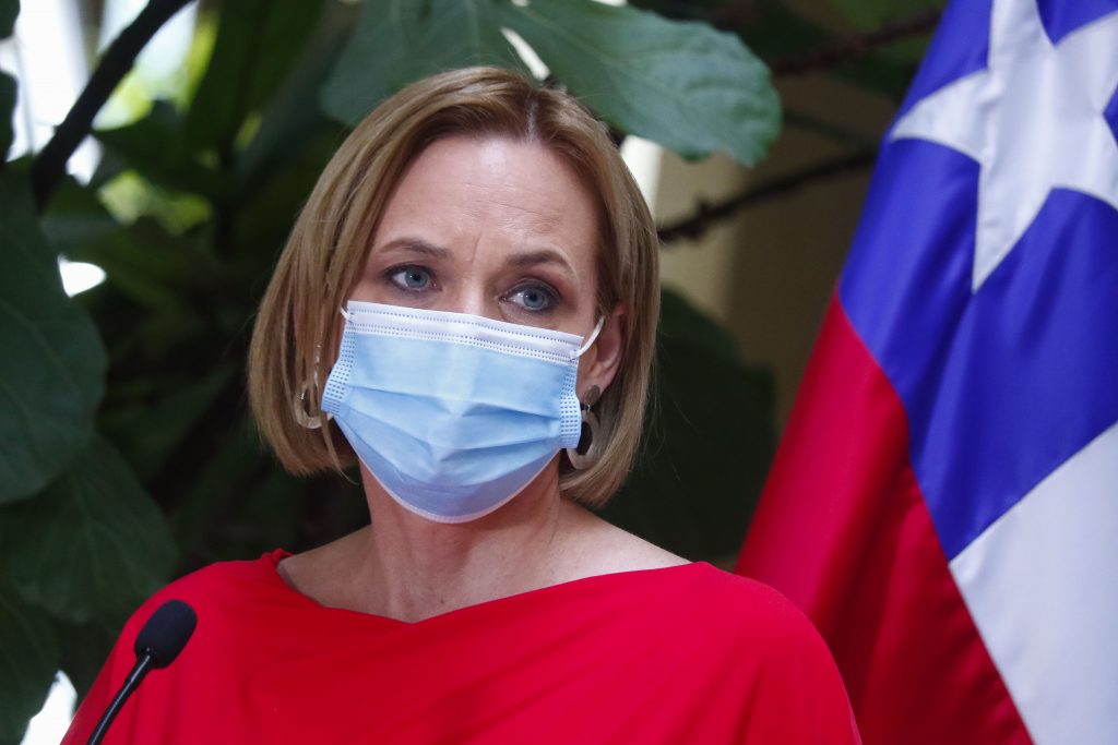 Senadora Goic anuncia que votará en segunda vuelta por Gabriel Boric “sin condiciones programáticas”