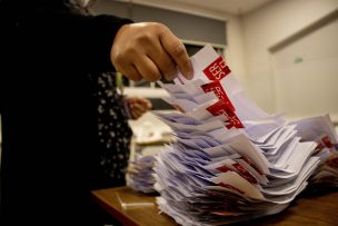 Boric toma ventaja en el extranjero: estos son los resultados de las elecciones en Nueva Zelanda, Australia y Japón