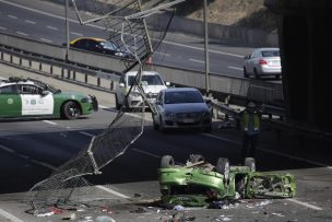 Pudahuel: Un muerto dejó caída de vehículo desde puente a la Ruta 68