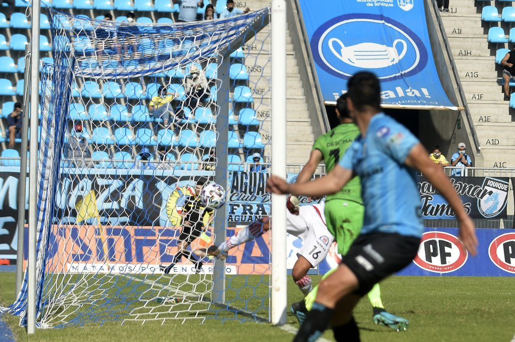[Fotos] Polémica en el Ascenso: el increíble gol no cobrado a Iquique en el empate ante Rangers