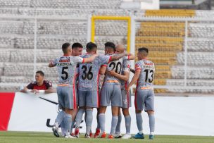 La Calera vence a un Palestino que queda comprometido en la parte baja