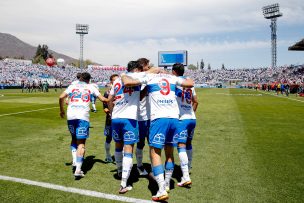 El clásico es cruzado: Universidad Católica vuelve a lo más alto y hunde cada vez más a la U