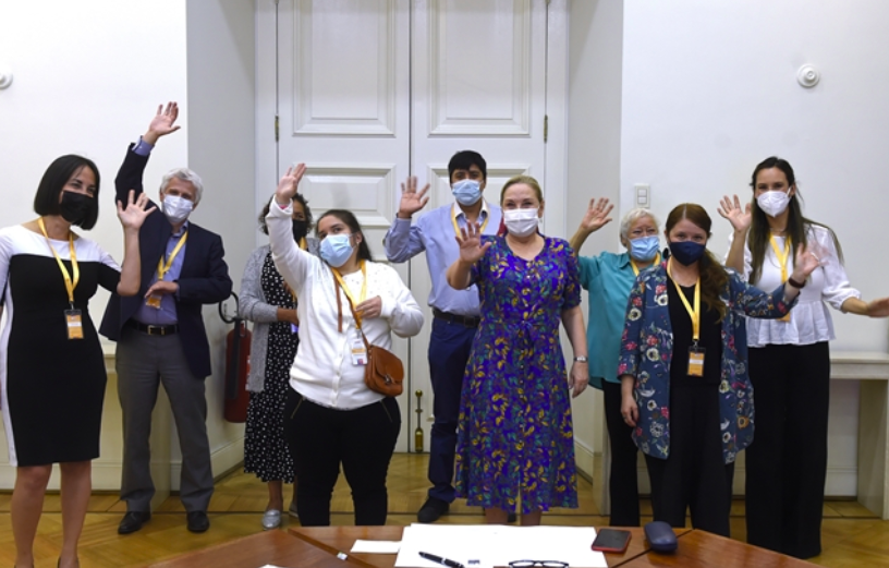 Primera Dama recibe a miembros y beneficiarios de Fundación “Abrazo Fraterno”