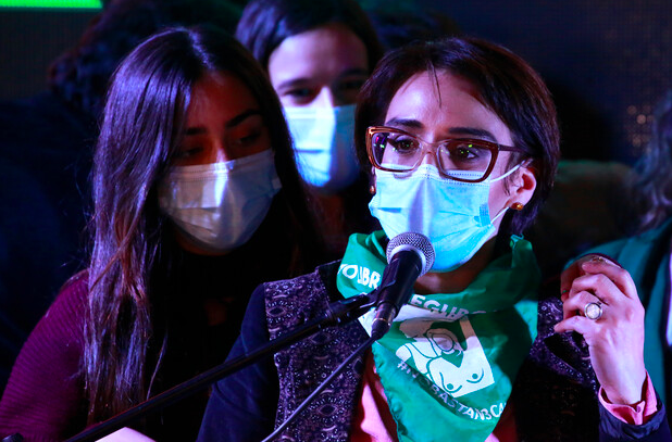 “Yo aquí no soy víctima”: Karina Oliva rompe el silencio ante las acusaciones por su campaña