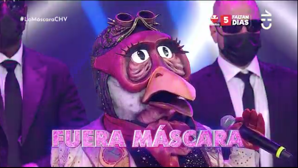 La “Cigüeña” reveló su identidad en “¿Quién es la máscara?” y rompió en llanto por emotiva razón