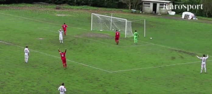 [Video] ¡Insólito! El autogol en la Cuarta División de Italia que da la vuelta al mundo