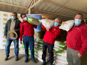 Ministerio de Agricultura entregó en Osorno más de 42 toneladas de alimento animal para enfrentar la escasez hídrica