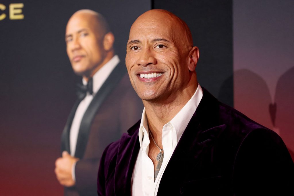 Dwayne Johnson confirma que no volverá a trabajar con armas reales tras fatal accidente en el set de “Rust”