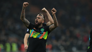 Con Vidal en cancha: Inter se impone a Napoli y recorta puntos en la Serie A