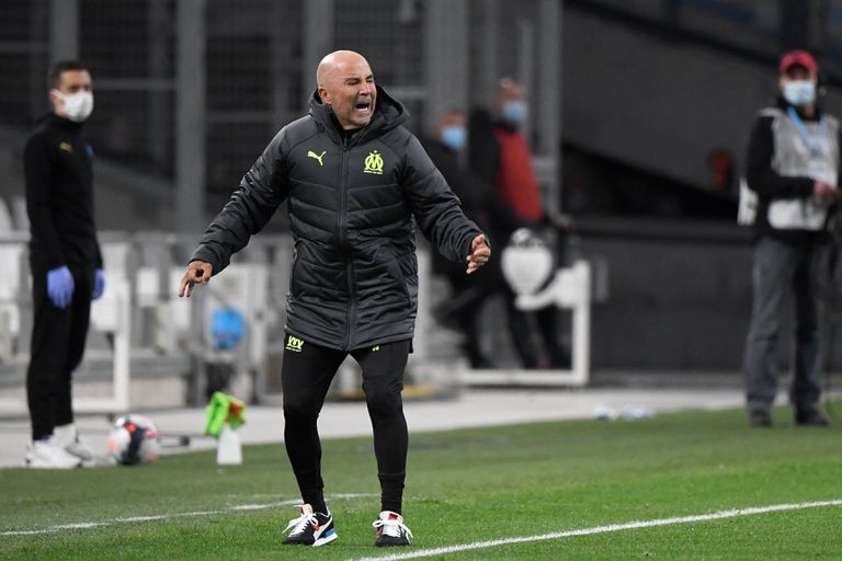 Sampaoli no lo pasa bien en Francia: dura sanción contra el Marsella