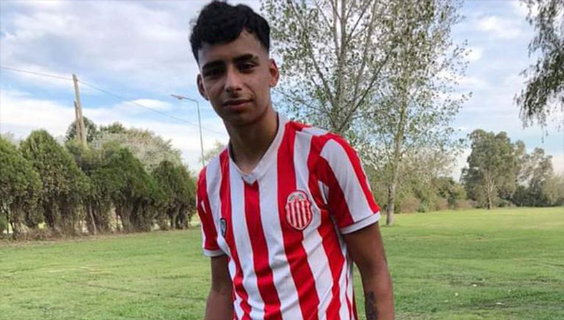 Conmoción en Argentina: futbolista juvenil fallece tras ser baleado por la policía