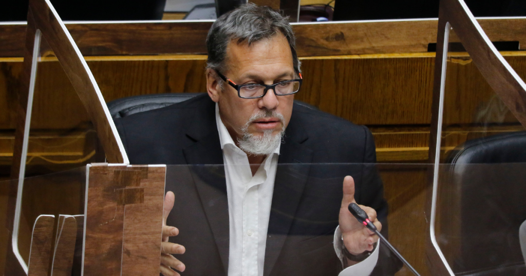 Senador Lagos Weber y financiamiento del PGU: “No alcanza para hacer frente a la envergadura del proyecto”