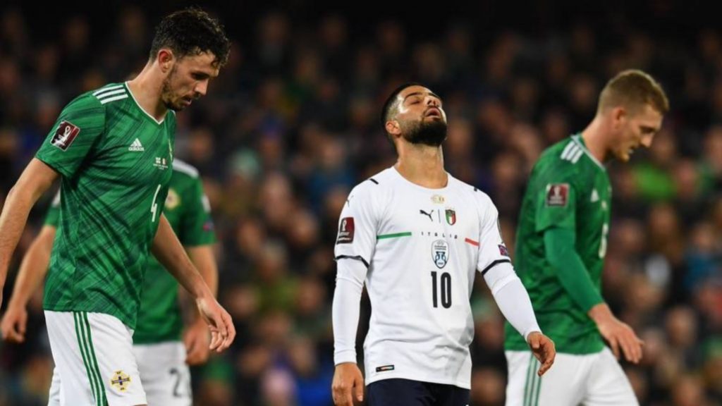 “Necesitamos redescubrir el alma”: El lamento de la prensa italiana tras el empate ante Irlanda del Norte