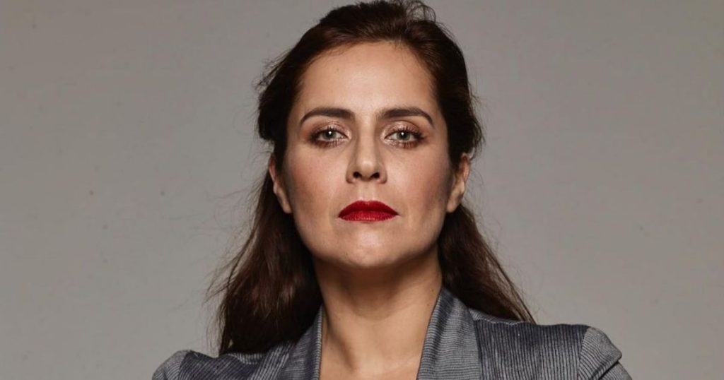 Natalia Valdebenito anunció su retiro del humor político tras elecciones: “Me retiro”