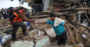 Perú considera declarar emergencia en lugares afectados por el terremoto