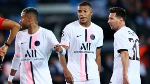 Caminando en la cancha: la imagen por la que Messi, Mbappé y Neymar son blanco de críticas en el PSG