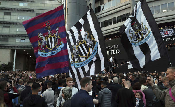 No los quiere nadie: clubes de la Premier en pie de guerra contra el Newcastle