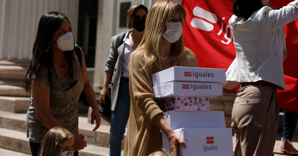 Ximena Rincón se compromete con matrimonio igualitario y se reúne con Fundación Iguales y Movilh
