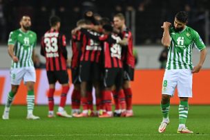 Le faltó aceite a la máquina del Ingeniero: el Betis cae por goleada ante el Leverkusen sin Claudio Bravo