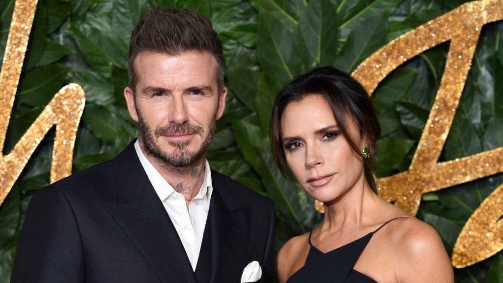“¡Su cara parece de plástico!”: Las fuertes críticas a Victoria Beckham por su nueva apariencia