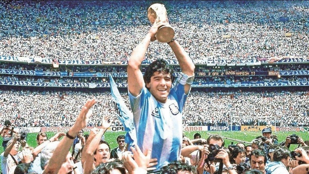 [Video] Un año sin el Diez: los mejores goles de Diego Maradona