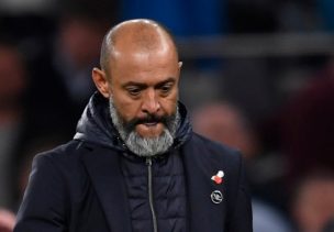 Ni el espíritu santo lo salvó: Tottenham despide al entrenador Nuno