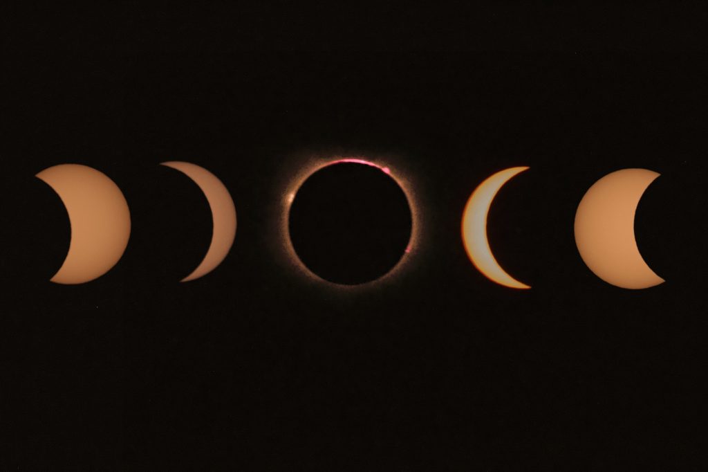 Con cámara doméstica y algoritmo, astrónomos de la Universidad de Antofagasta lograron increíble secuencia del eclipse