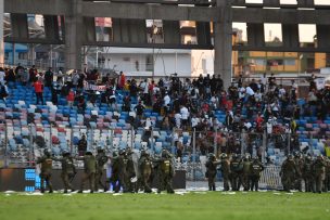 [Video] Escándalo: barristas de Colo Colo protagonizaron serios incidentes en Antofagasta