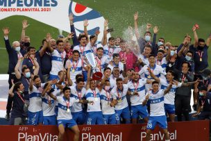 [Video] Universidad Católica se consagró tetracampeón del fútbol chileno y así lo narraron Rodrigo Sandoval y Marcelo González