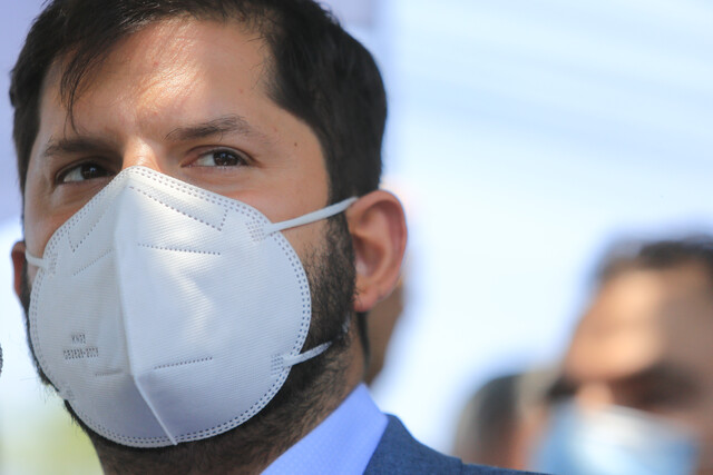 Gabriel Boric por intervención en Plaza Baquedano: “En nuestro gobierno trabajaremos para que todas las plazas sean de colores y floridas, no solo la mitad”