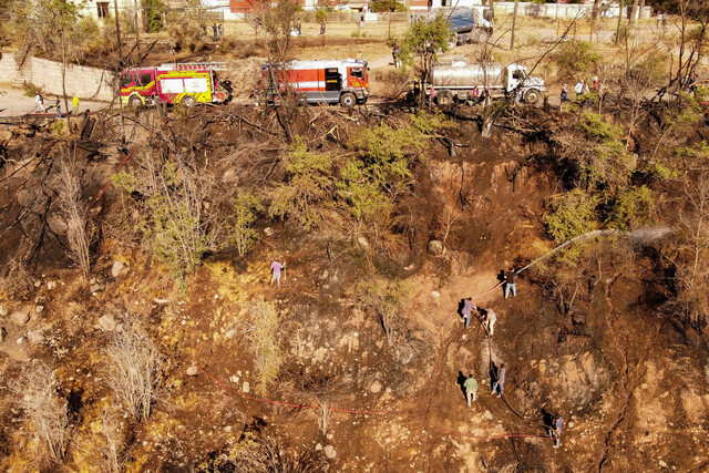 Al menos 13 viviendas resultaron afectadas por el incendio en San José de Maipo