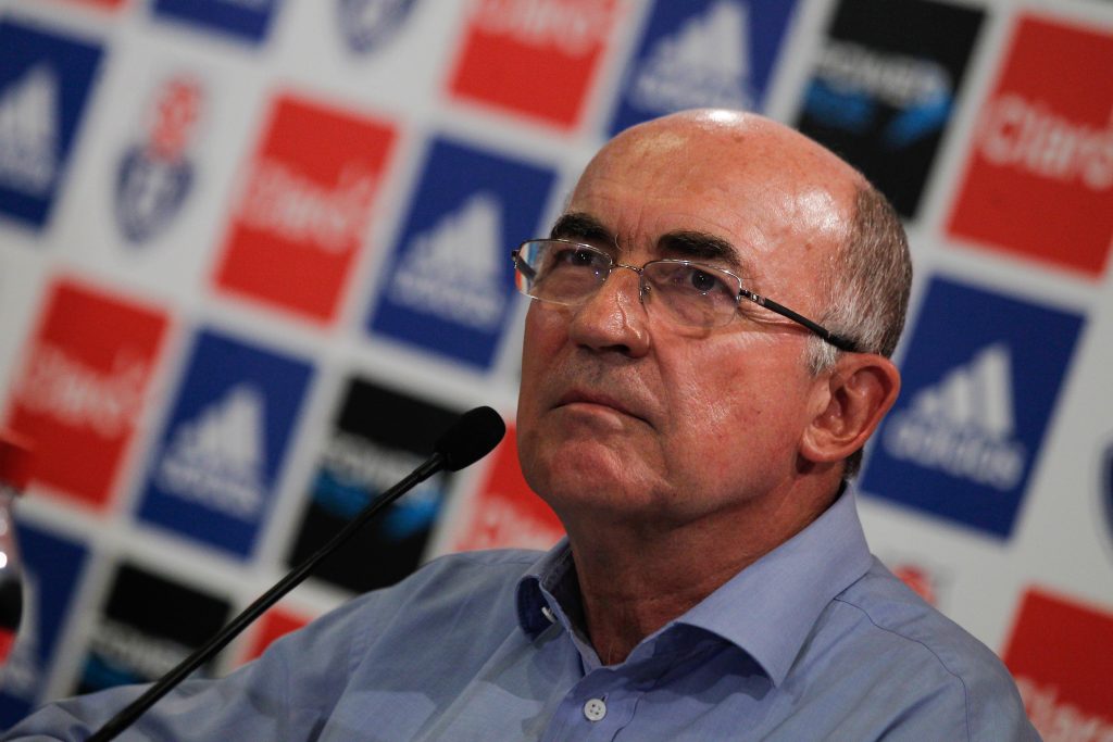 José Yuraszeck: “Los últimos tres años han sido los peores en la historia de la U y el máximo responsable es Carlos Heller”