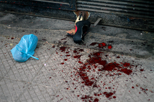 Investigan homicidio en fiesta clandestina en la comuna de Santiago