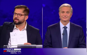 Gabriel Boric muestra test de drogas durante debate Anatel: 